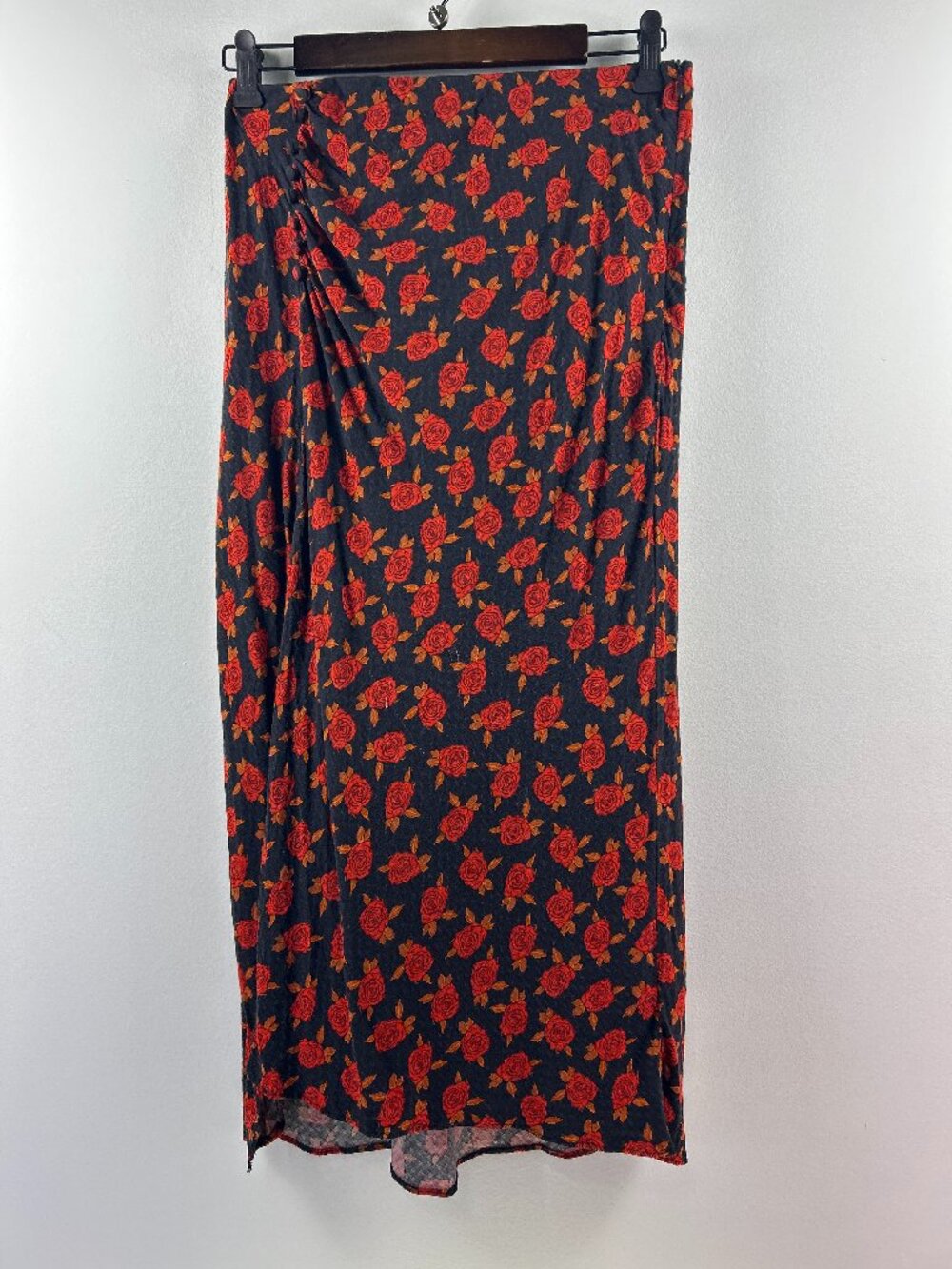 Urban Outfitters Black Red Rose Floral Maxi Skirt Size M